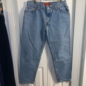 Classic Levi’s Relaxed 550 Jeans